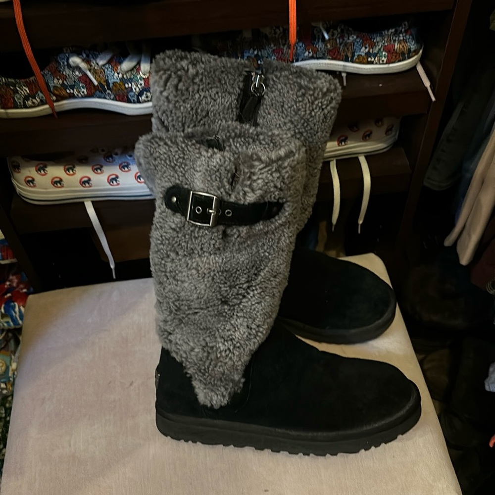 Women’s size 8 Ugg boots